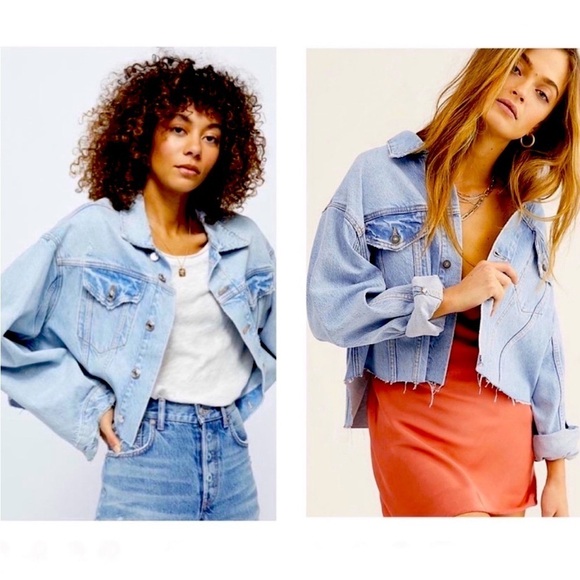 Free People WTF Slouchy Amelia Trucker Distressed Raw Hem Denim Jacket EUC S - Picture 2 of 10